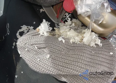 2006 Mini Cooper z USA, uszkodzony, nr VIN WMWRC33586TJ76208